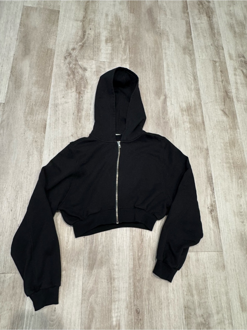 ALO Yoga Black Cropped Zip Hoodie